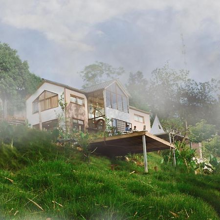 Micasa - Nha Gac Mai Tren Dinh Doi Villa Cao Bang Dış mekan fotoğraf